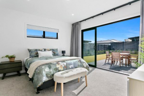 Brand New Cosy and Convenient Retreat